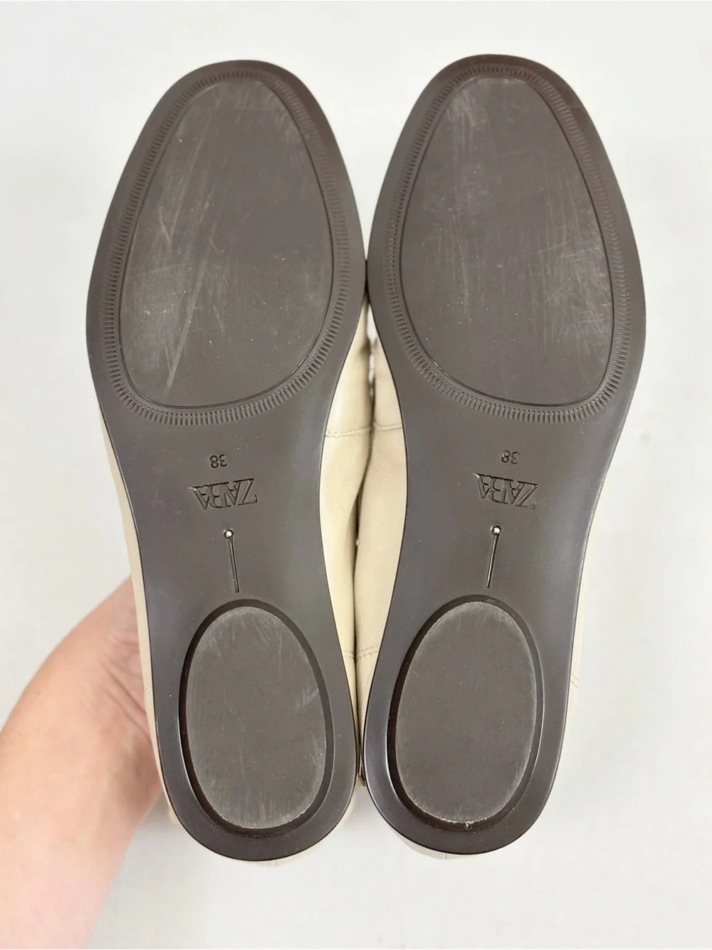 Zara Gathered Soft Leather Loafers in Off White Size 38